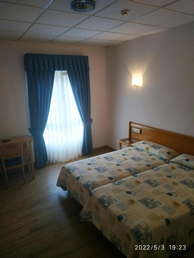 Hotel La Guindal Arriondas Bagian luar foto